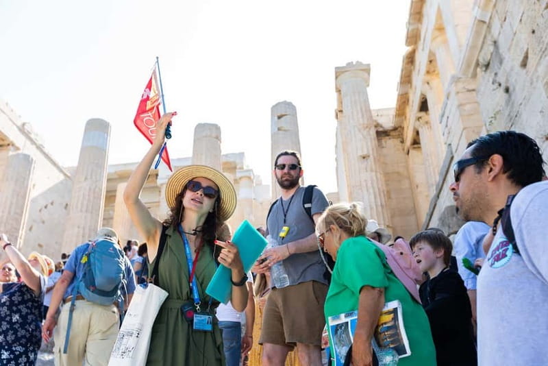 Athens: Sightseeing & Acropolis with Entry Tickets Included - A half-day bus loop that connects Athens past and present