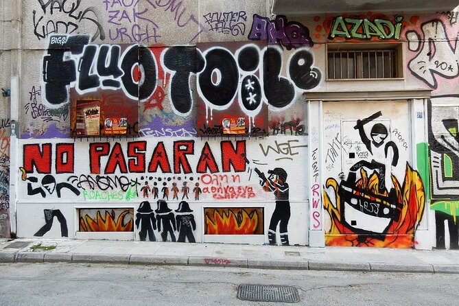 Athens Social and Political Walk - Turning Athens power centers into a clear political story
