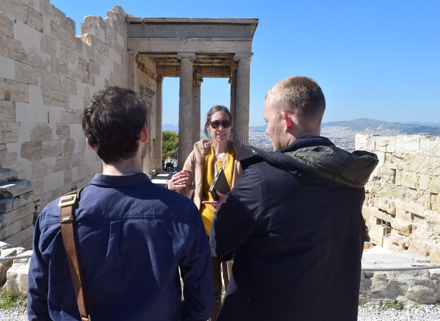 Athens: The Acropolis Guided Walking Tour in Dutch - A guided “myth spotting” session that makes the ruins feel less random