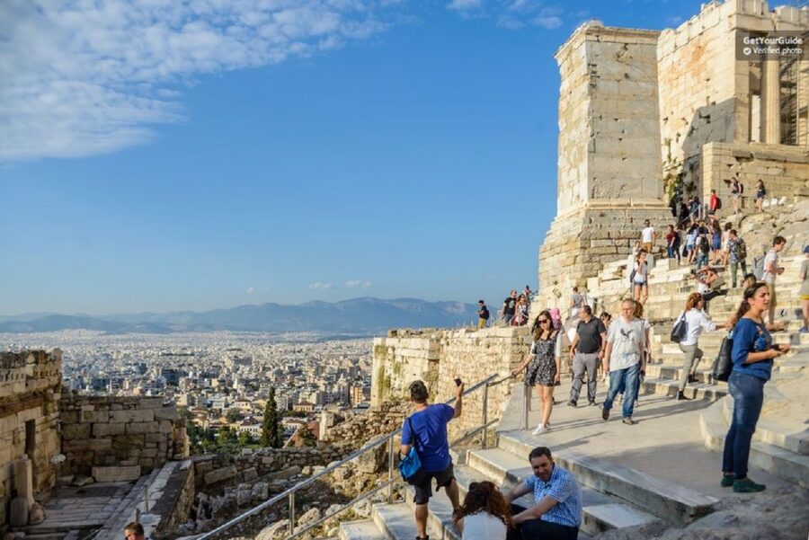 Athens: The Acropolis Walking Group Tour with a French Guide - The Parthenon stop: what to watch for beyond the famous name