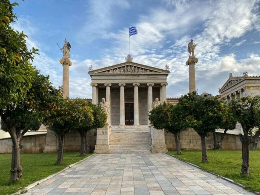 Athens: the Great Greek Philosophers Guided Tour in Spanish - Socrates Prison: The Cost of Questioning Lands Here