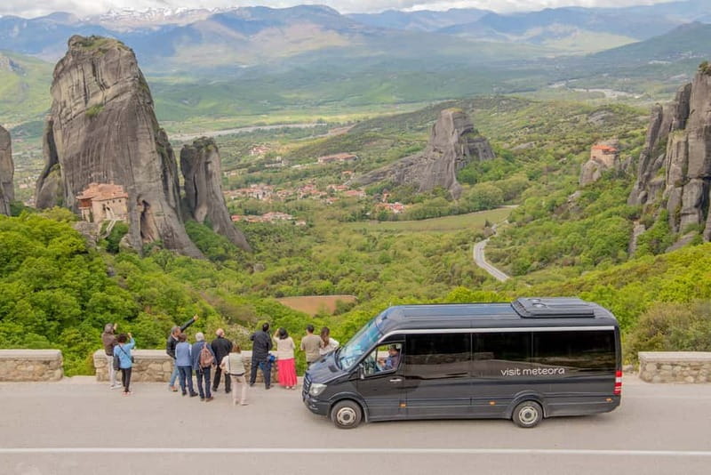 Athens to Meteora: Monasteries, Caves & Seaside Stopovers - Kamena Vourla sunset dinner by the sea, optional but memorable