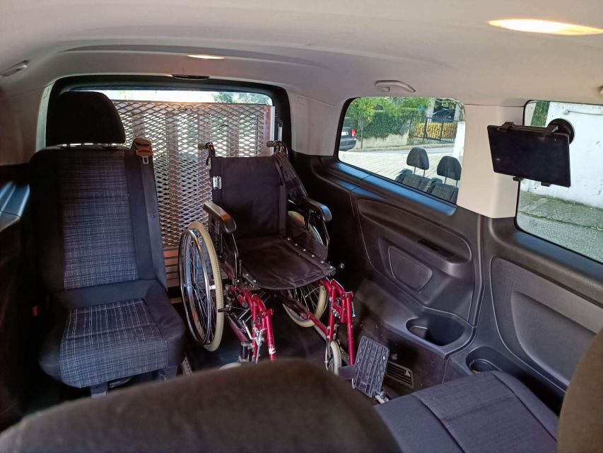 Athens: Wheelchair accessible Top Sights Half-Day Tour - Getting there: the accessible minivan and driver support