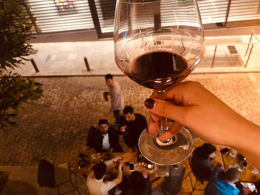 Athens: Wine O'Clock Tasting! - Walking into Wine O’Clock: the setting, the welcome, the map
