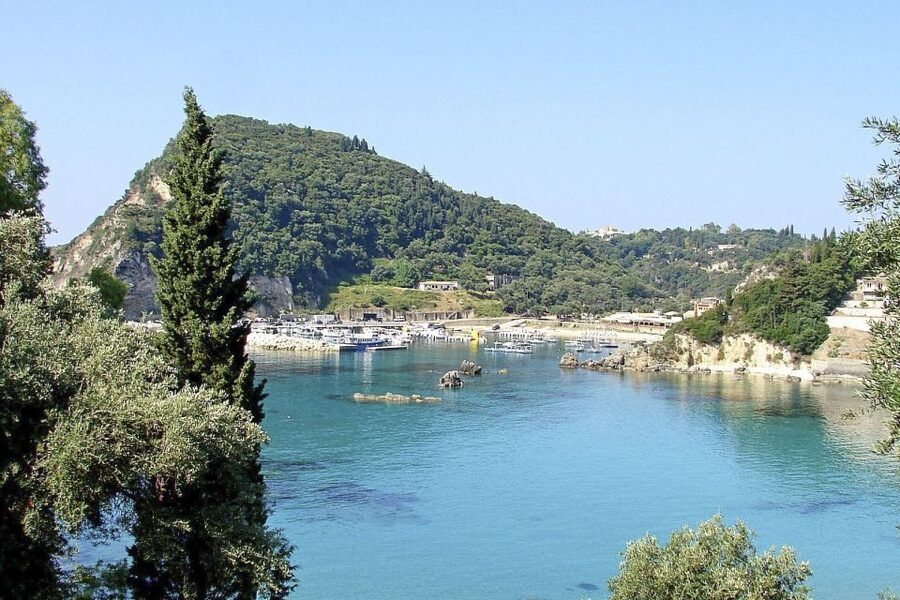 Best of Corfu Private Minibus Tour - Achilleion Palace in Gastouri: Statues, Gardens, and the Dying Achilles