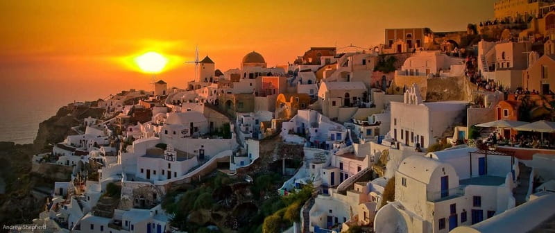 Blue Dome And Oia Sunset Small Group Transfer - Pickup From Fira or Kamari, and What That Means for Your Evening