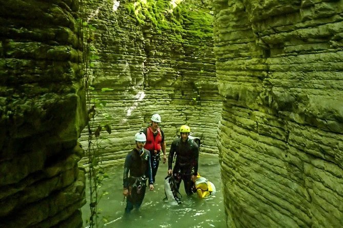 Canyoning trip at Zagori area of Greece - Section A - The named stop at Rogovo Papigo and how the day is paced