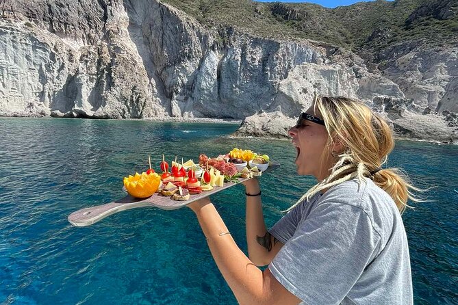 Catamaran Semi Cruise Paros Antiparos includes Food and Drinks - Lunch, Snacks, and Drinks: Exactly How to Pace It