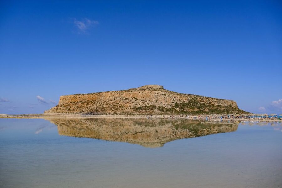 Chania/Almyrida: Balos Gramvousa Day Trip with Boat Ticket - Balos and Gramvousa in one long day, and why it works