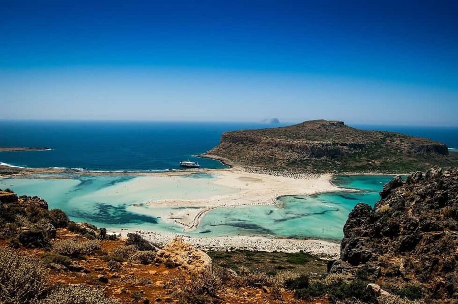 Chania: Balos Lagoon 4x4 Jeep Safari Tour from Kissamos - Getting to eDay Travel in Kissamos, parking, and timing that works