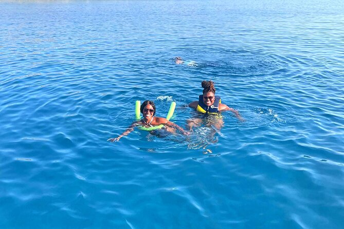 Chania: Morning Catamaran Cruise with Premium Lunch & Drinks - Lunch and brunch: the nutritionist menu is the real flex