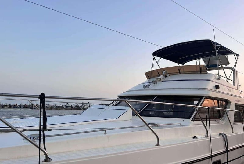 Chania: Private Cruise with Sup Food & Unlimited Drinks - Getting on board at Perseus Sailing Cruises in Souda