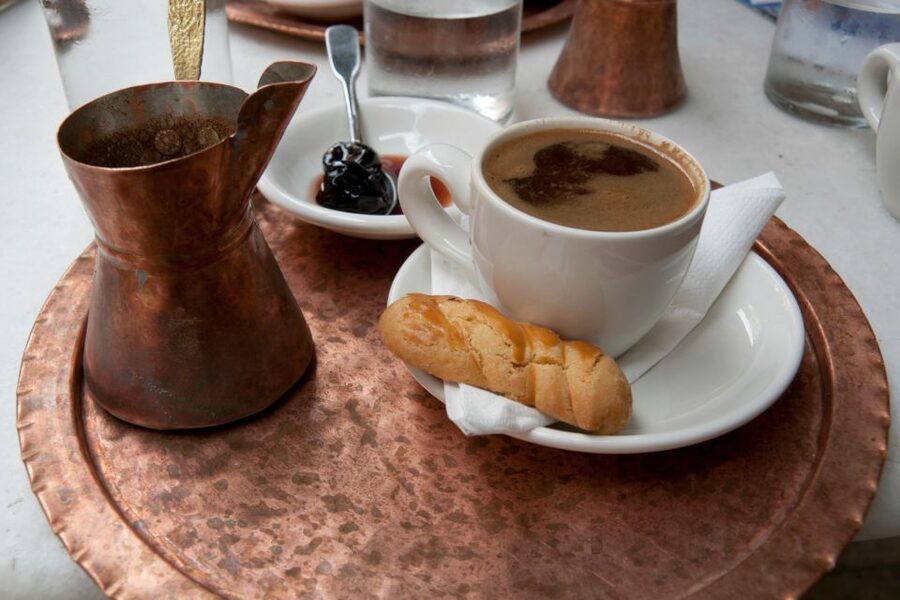 Chania: Sightseeing & Tastings Tour - The coffee break that keeps the story moving