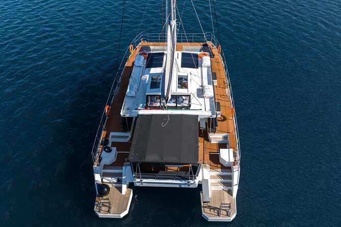Comfort Max Catamaran Caldera Cruise with BBQ and Drinks - The boat, comfort, and how crowded it can feel