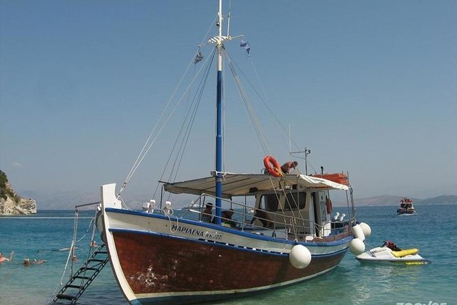 Corfu boat trip, swimming & BBQ - Kaparelli BBQ lunch: the main meal, not a snack