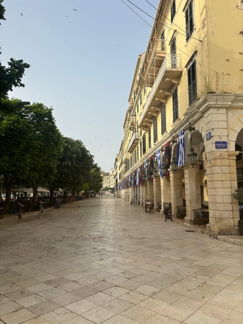 Corfu: Dog Sightseeing Tour - Corfu Old Town, rerouted through rescue-dog energy