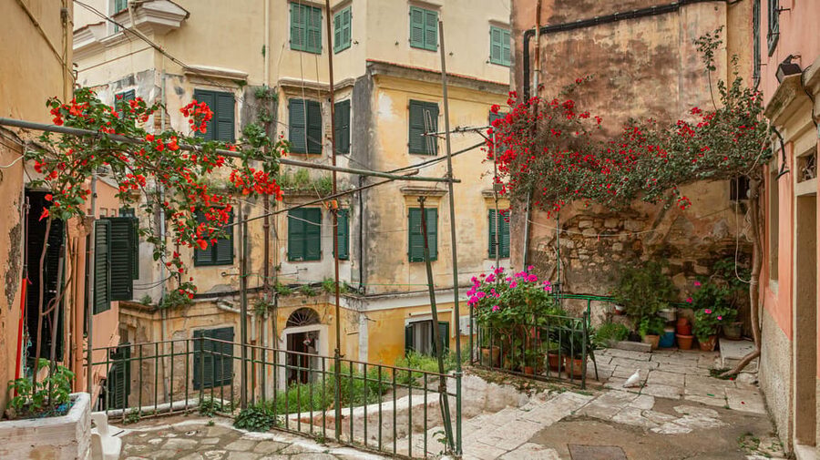 Corfu: Old Town Guided Walking Tour Small Group - Spianada and Dimarchiou Square: getting your bearings fast