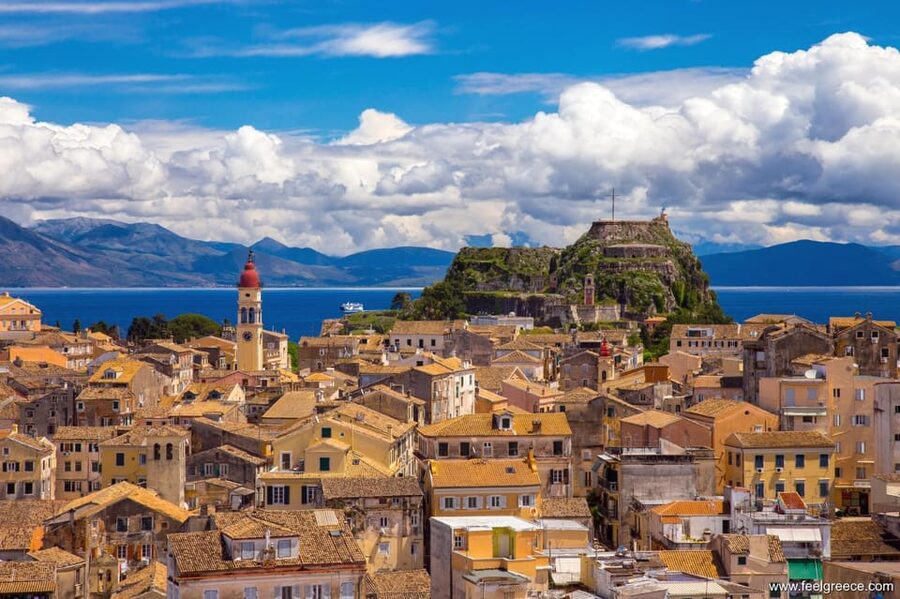 Corfu: Panoramic Island Highlights Van Tour from Cruise Port - Kanoni Viewpoint: A Cannon, a Hill, and Fast Photo Time