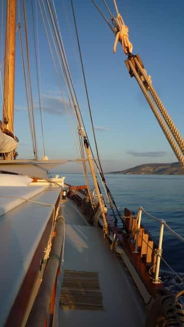 Corfu: Semi-Private Cruise to Paxos and Antipaxos Islands - A short sailing stretch, plus why the schedule feels human