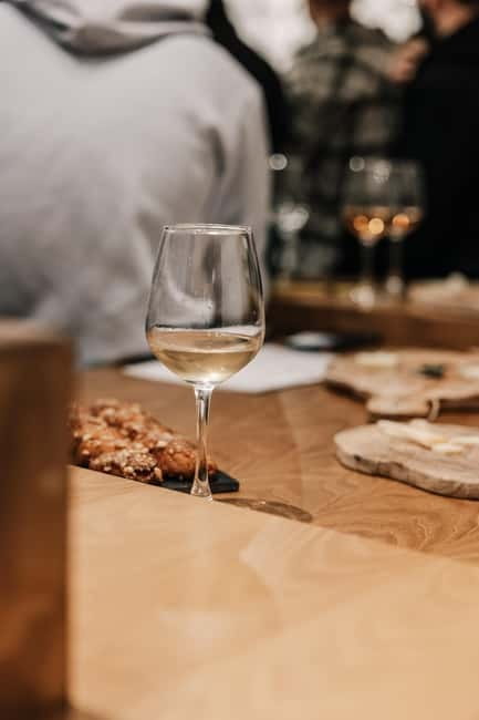 Corfu: Wine Tasting with 5 native grape varieties. - A One-Hour Corfu Wine Lesson at SILO