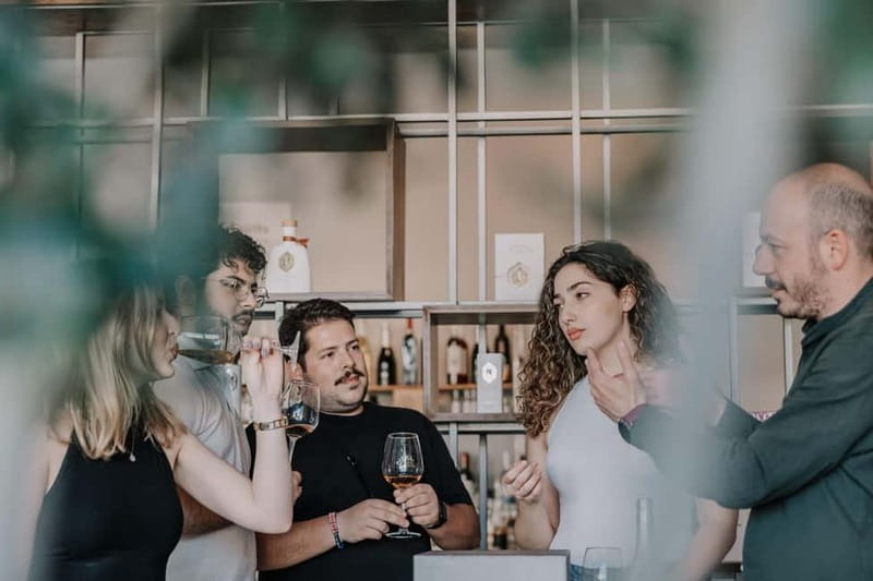 Corfu: Wine Tasting with 5 native grape varieties. - What you taste: five Greek native grape varieties, region by region