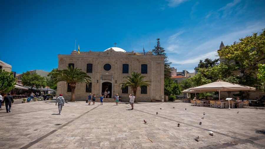Crete: Knossos Palace, Heraklion City, Market Guided Tour - What this tour costs, and why it can still be good value
