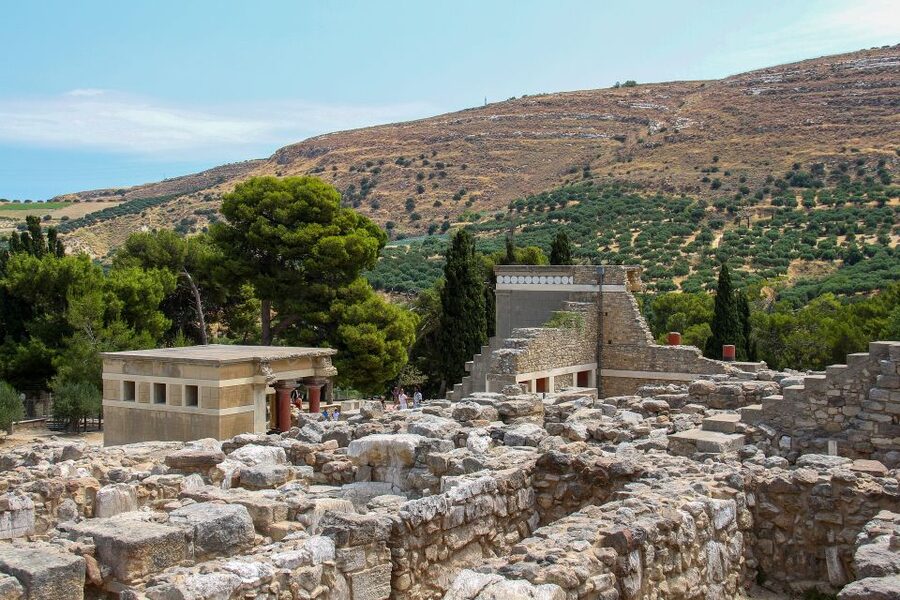 Crete: Knossos Palace & Heraklion Guided Tour - Heraklion Archaeological Museum: 5,500 years in one visit