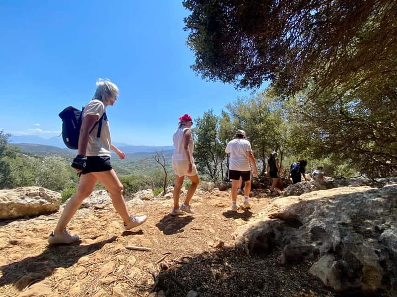 Crete: Kritsa Canyon Guided Hiking Tour - The traditional village stop in Kritsa: 1 hour to reset
