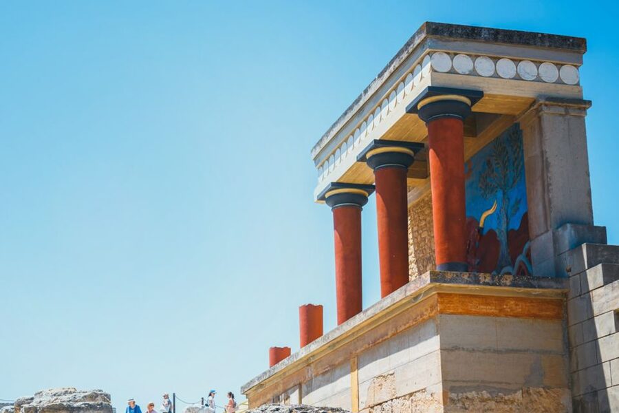 Crete: Palace of Knossos E-Ticket and Audio Guide - South Propylaeum Frescoes: Cupbearers, Processions, and Daily Life