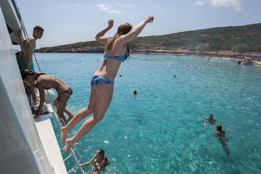 Crete: Spinalonga, Elounda, & Agios Nikolaos Boat Tour & BBQ - The food situation, and why the BBQ choice is a smart inclusion