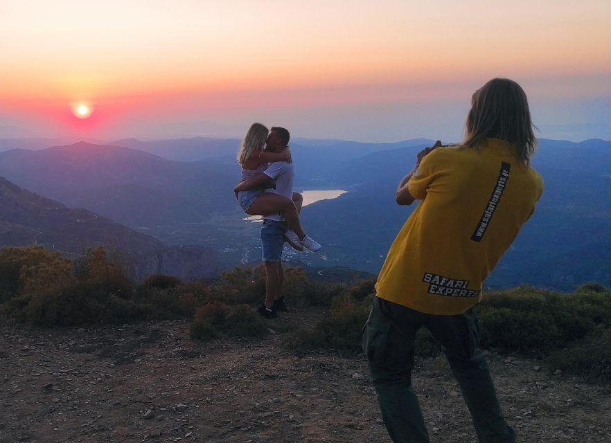Crete: Sunset Safari - Karfi Minoan settlement sunset: Prosecco, fruit, and photo-ready timing