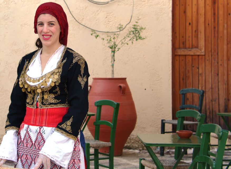 Crete: Traditional Dance Show and Buffet Dinner with Wine - Why this Cretan dance and buffet night feels special