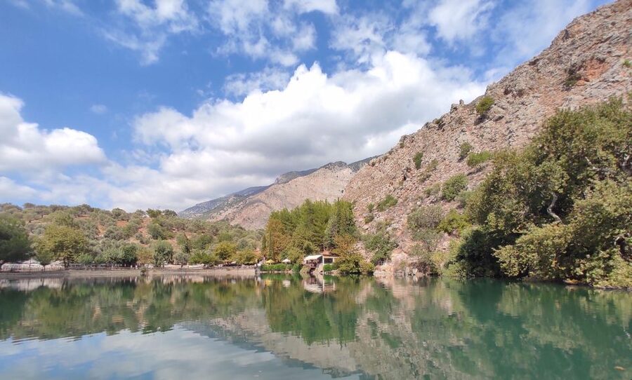 Crete: Trypiti Beach Off-Road South Tour w/ Lunch & Wine - Zaros Lake: the hour that changes the mood