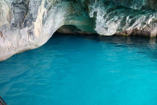Cruise to turtle's island and caves with a glass bottom boat - Laganas Beach Stop: Loggerhead Talk and Shallow-Water Turtle Spotting