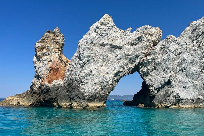 Day sailing Skiathos Skopelos with lunch on Rainbow yacht - Skopelos coastline views, including the Mamma Mia beach area