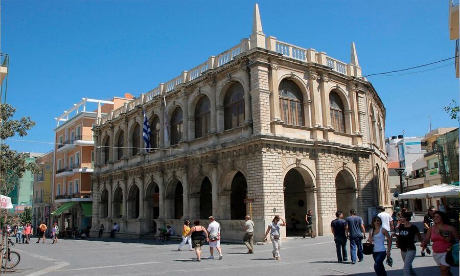 Day Trip To Heraklion City Center & Market & CretAquarium - Who this tour is best for, and who should skip it