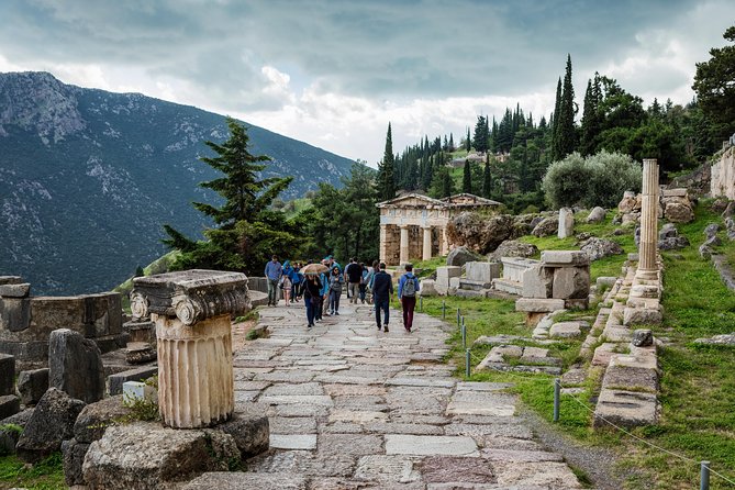 Delphi English Day Trip from Athens with Official Guide - Morning pickup and the drive: where the day starts to feel long