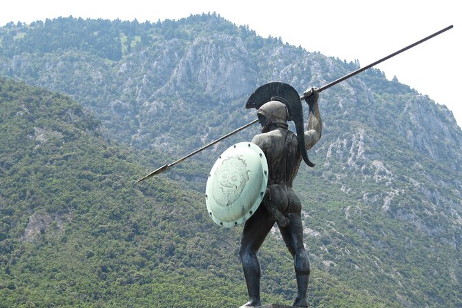 Delphi, Thermopylae, Corycian Cave 300 Spartans Tour - Arachova mountain break: a scenic reset before Delphi