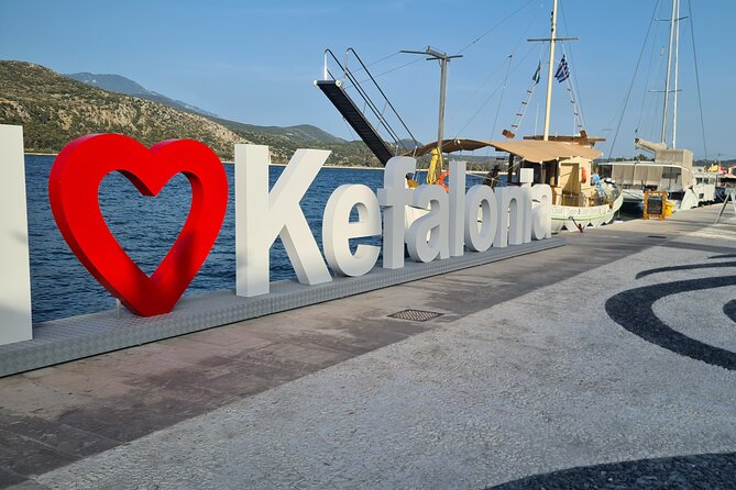 "Dreamy cruise"Daily Cruise from Argostoli harbour with a traditional Greek boat - A relaxed Kefalonia day on a traditional boat, starting in Argostoli