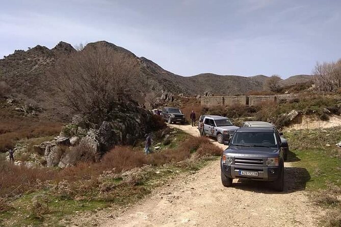 Explore the White Mountains of Crete - Nteres and Deres village: oranges, avocado trees, and a coffee break with views