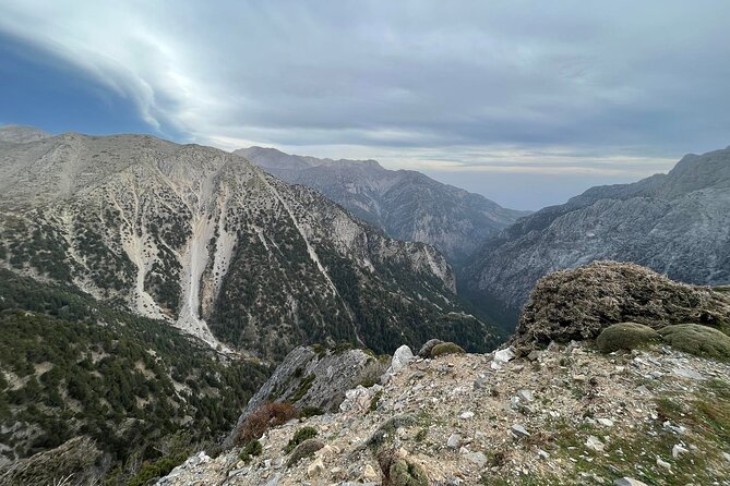 Explore the White Mountains of Crete - Food and included extras: what you get, and what you should plan for
