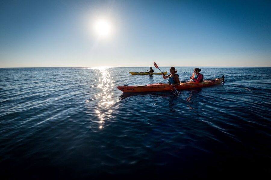 Faliraki: Sunrise Sea Kayaking Experience with Breakfast - The return paddle and Seal’s Cave, how to keep it fun on the way back