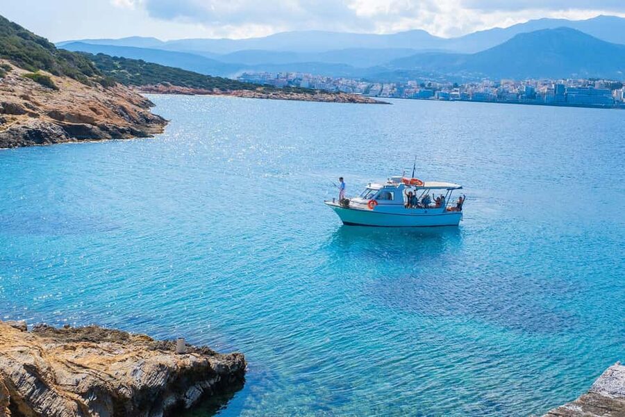Fishing Trips Agios Nikolaos - The 4-Hour Rhythm: Boat Ride, Fishing Spot, and Rod Time