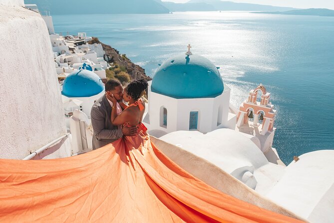 Flying Dress Santorini Photoshoot - Meeting in Oia, or starting from Imerovigli with pickup