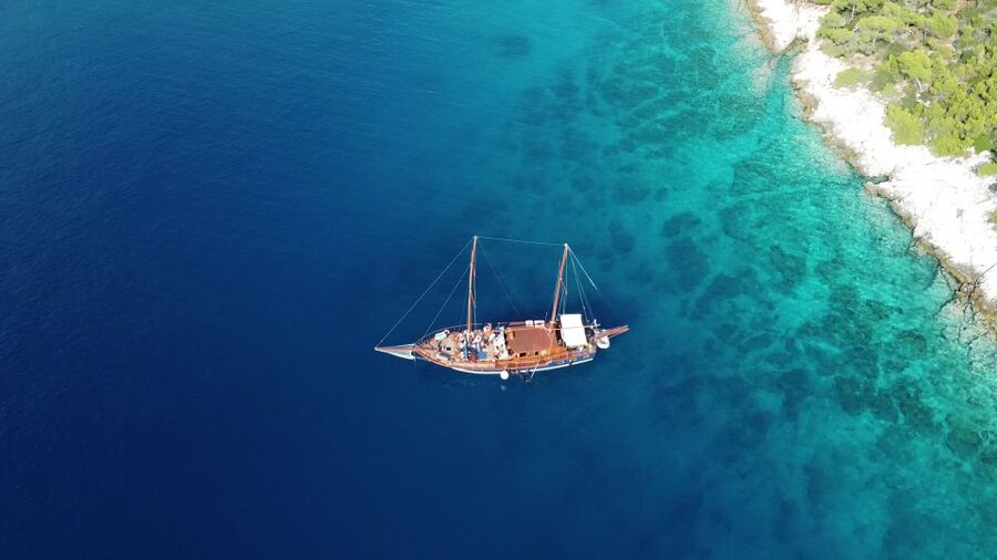 From Athens: Aegina, Agistri and Metopi Day Cruise w/ Lunch - Boat Comfort, Crew Style, and That Music Question