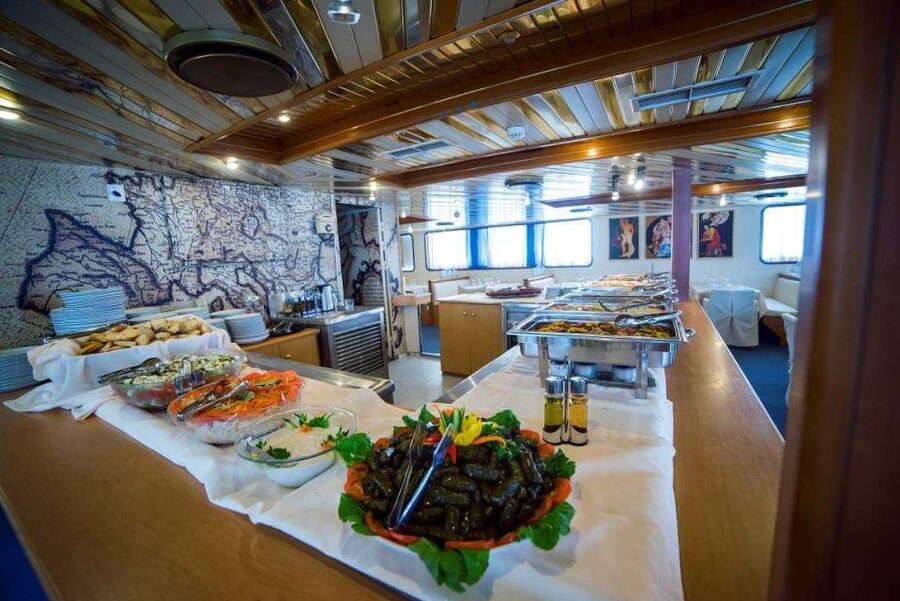From Athens: Day Cruise to Hydra, Poros & Aegina with Lunch - Should You Book This Day Cruise to Hydra, Poros, and Aegina?