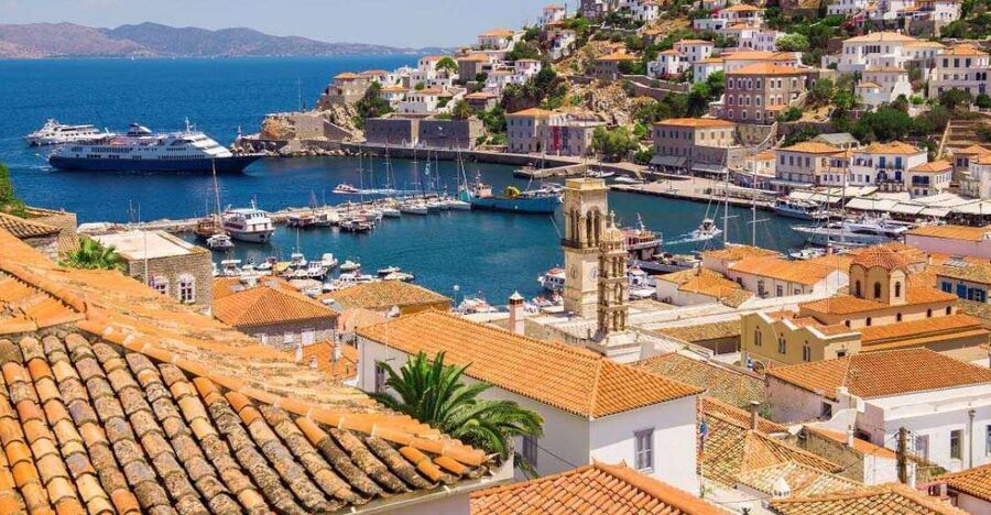 From Athens: Day Cruise to Hydra, Poros & Aegina with Lunch - The 50-Meter Cruise Ship: Comfort, Food, and the Onboard Show
