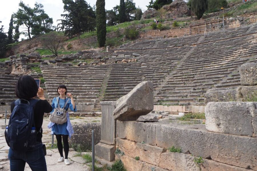 From Athens: Day Tour to Delphi - Delphi Archaeological Site: Omphalos, Apollo Pythios, and Treasury Stops