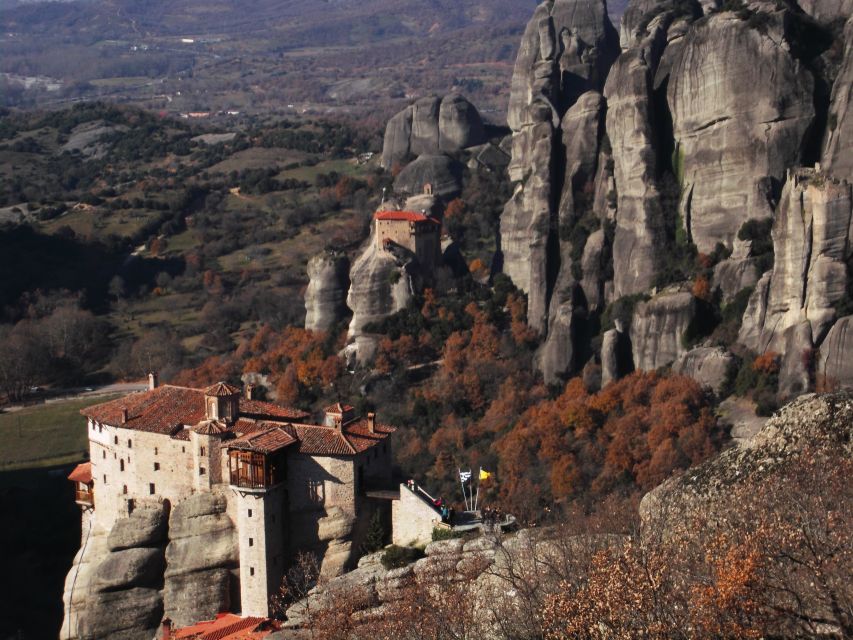 From Athens: Delphi and Meteora 2-Day Tour with Hotel - Meteora monasteries on the rocks: the day you’ll remember