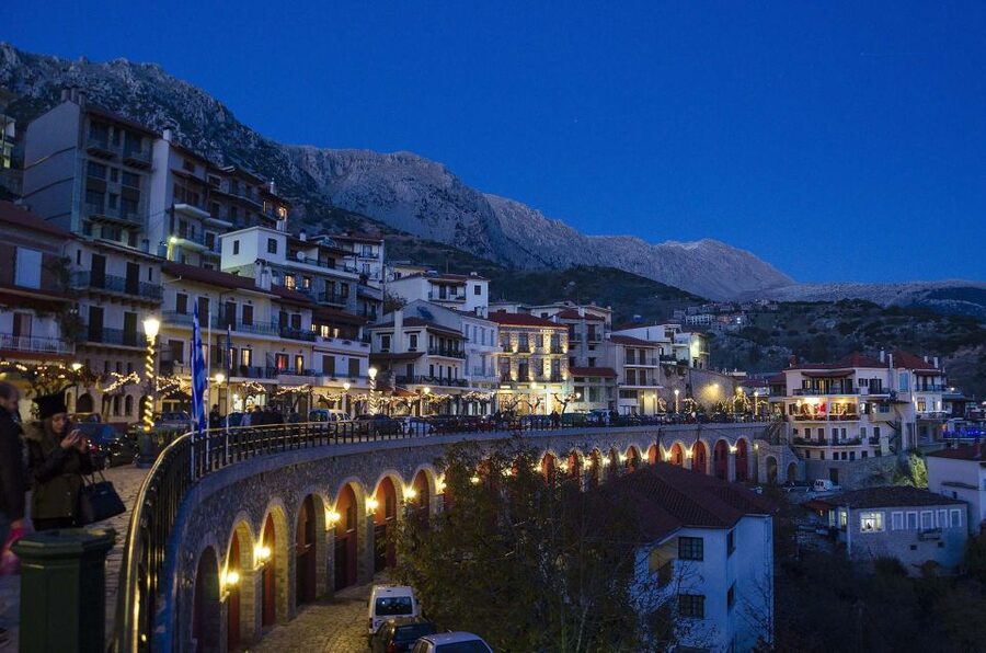 From Athens: Full Day Private Tour of Delphi - Apollo and Athena Pronaia sanctuaries: your first feel for sacred Delphi